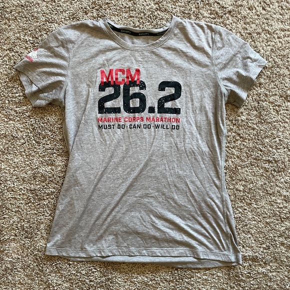 Marine Corps Marathon MCM 2018 T-Shirt - Picture 1 of 3